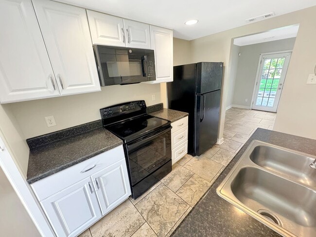 1402 Mechanicsville Tpke in Richmond, VA - Building Photo - Building Photo
