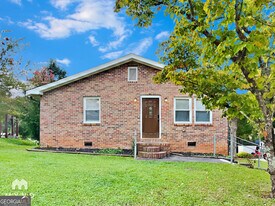 3821 Rex Cir in Rex, GA - Building Photo