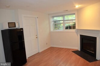 3446 Diehl Ct in Falls Church, VA - Building Photo - Building Photo