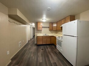 805 6th St in Cheney, WA - Building Photo - Building Photo