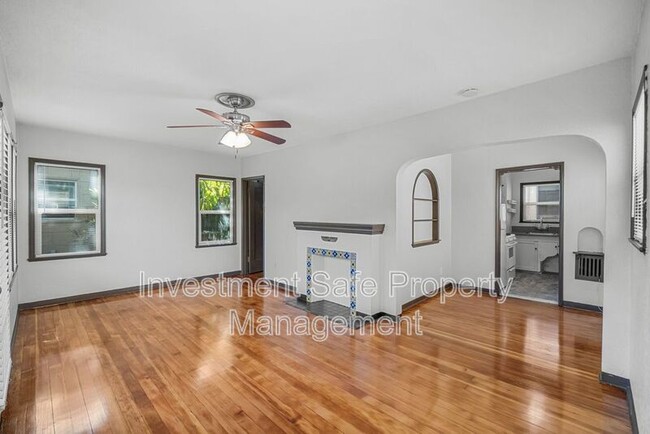 3785 Park Blvd in San Diego, CA - Building Photo - Building Photo