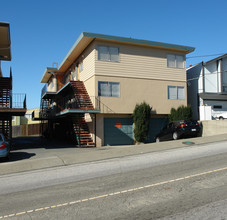 860 Hillside Blvd in Daly City, CA - Building Photo - Building Photo