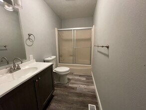 413 North St in Iola, KS - Building Photo - Building Photo