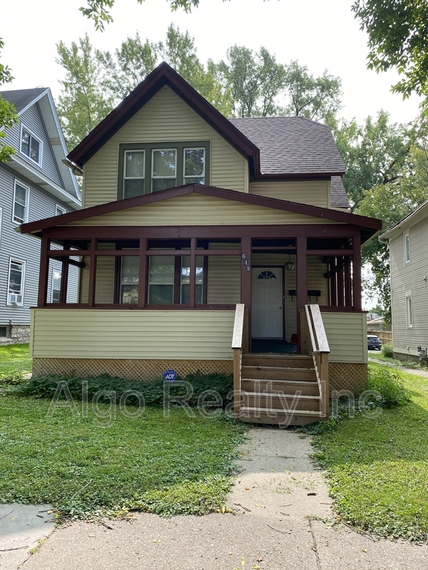 property at 648 Iglehart Ave