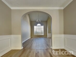 11906 Fairway Overlook in Fayetteville, GA - Foto de edificio - Building Photo