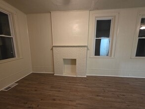 204 Broadway St in Coraopolis, PA - Building Photo - Building Photo