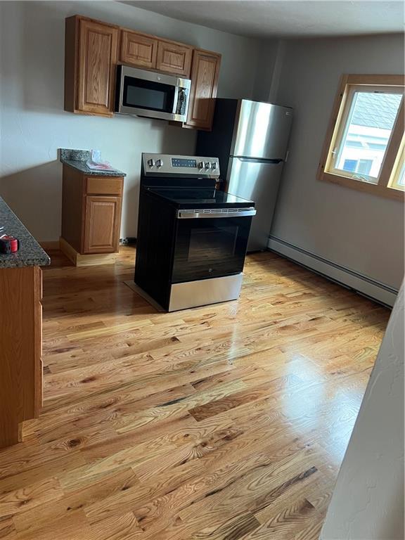 703 Providence St in West Warwick, RI - Building Photo - Building Photo