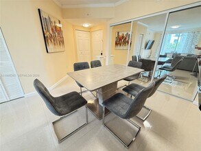 17100 N Bay Rd, Unit 1502 in Sunny Isles Beach, FL - Building Photo - Building Photo