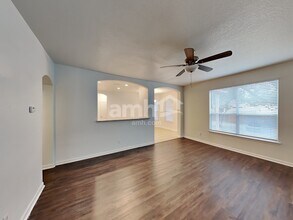 10630 Buck Park in San Antonio, TX - Building Photo - Building Photo