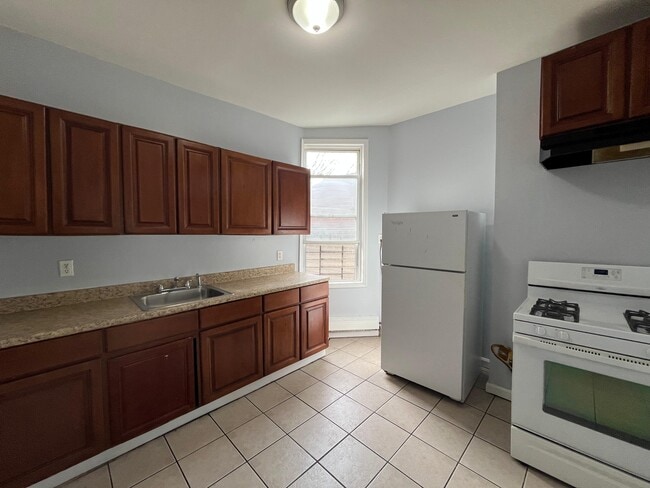 119 Grant Ave, Unit 3R in Jersey City, NJ - Building Photo - Building Photo