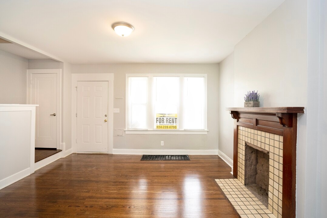 438 Columbian Ave in Columbus, OH - Building Photo