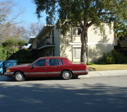 4157-4171 Byron St in Palo Alto, CA - Building Photo - Building Photo