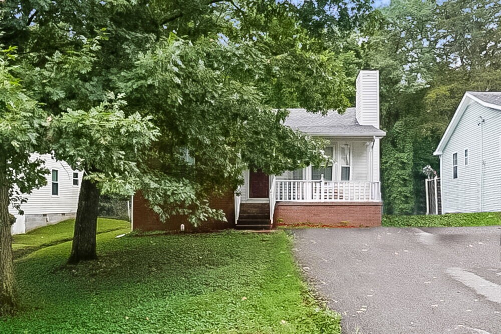 1512 Mohawk Trail in Nashville, TN - Building Photo