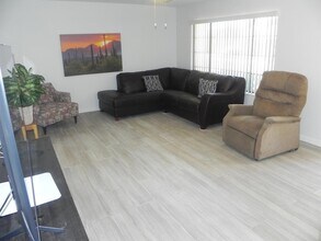 19911 N 146th Way in Sun City West, AZ - Building Photo - Building Photo