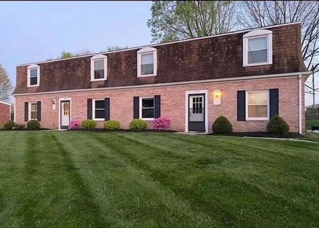 property at 1606-1608 Clearbrook Rd NW