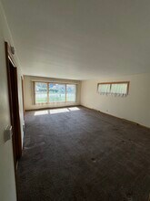 815 E 6th St in York, NE - Building Photo - Building Photo