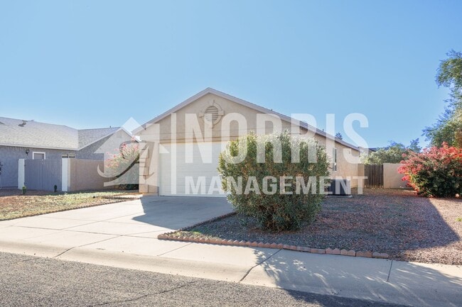 1731 E Sandalwood Rd in Casa Grande, AZ - Building Photo - Building Photo