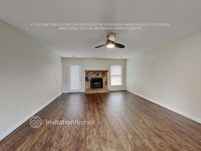 230 Graystone Dr in Covington, GA - Foto de edificio - Building Photo