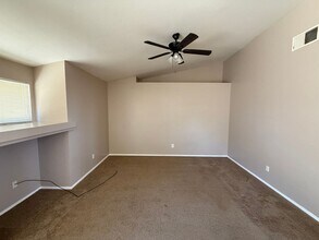 8606 Tekoa Ct in Bakersfield, CA - Building Photo - Building Photo