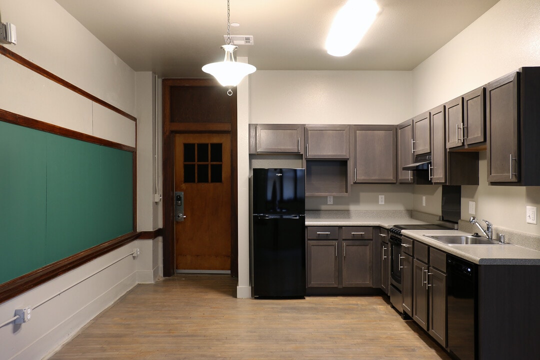 Dunbar Commons in Oklahoma City, OK - Building Photo