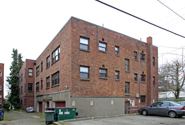 Kenton Apartments in Seattle, WA - Foto de edificio - Building Photo