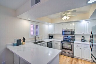 4303 E Cactus Rd, Unit ID1386154P in Phoenix, AZ - Building Photo - Building Photo