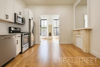 NEW & Charming 3 Bed Parlor Floor-through  in Brooklyn, NY - Building Photo - Building Photo