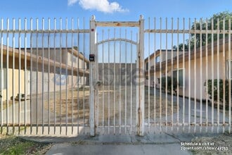 132 W 18th St in Merced, CA - Building Photo - Building Photo