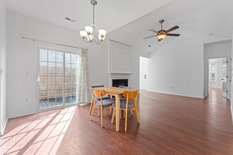 4 Maravista Ave in Greenville, SC - Foto de edificio - Building Photo