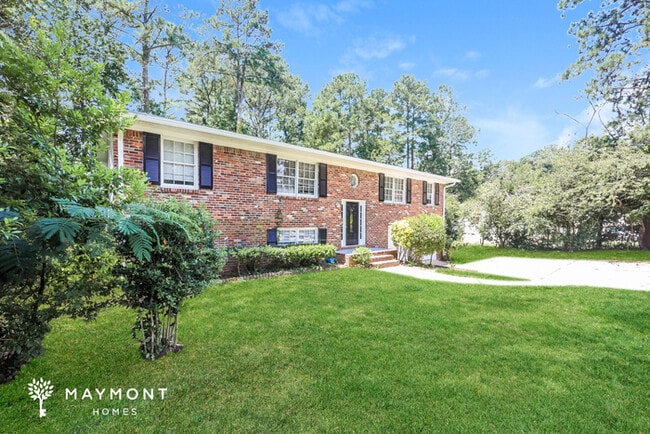 6345 Thornhedge Dr in Riverdale, GA - Building Photo - Building Photo