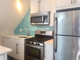 24 Washburn St, Unit 1 in Boston, MA - Building Photo