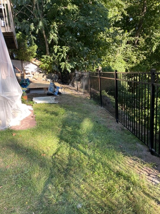 106 W Main St in Stony Point, NY - Building Photo