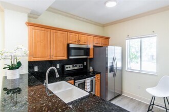 11647 NE 18th Dr in North Miami, FL - Building Photo - Building Photo