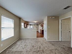 1995 Kickapoo Trl in Heartland, TX - Building Photo - Building Photo