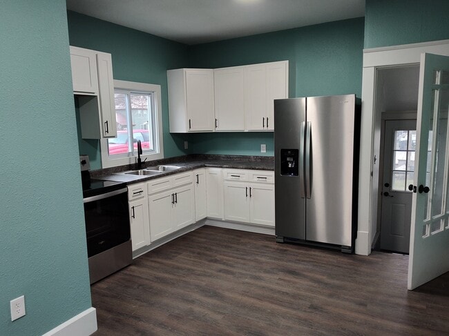 property at 1227 Maysville Ave