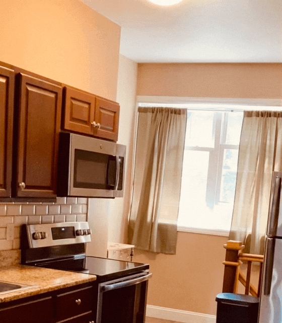 277 Buttonwood Ave, Unit 2