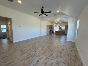 327 Pleasant Vw in Harrah, OK - Building Photo - Building Photo