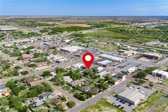 14 North St in Mercedes, TX - Building Photo - Building Photo