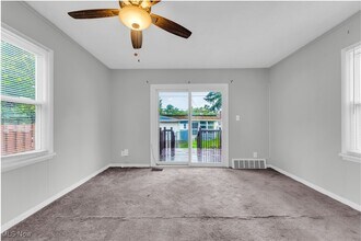12617 York Blvd in Garfield Heights, OH - Building Photo - Building Photo