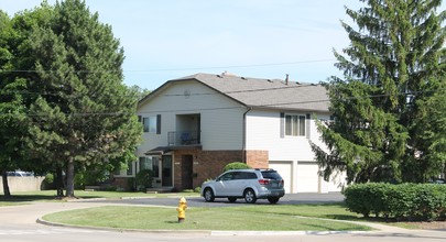 Clinton Village Apartments in Clinton Township, MI - Building Photo - Building Photo