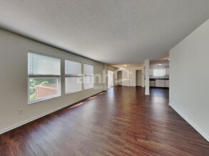 213 Lights Pointe Ct in New Richmond, OH - Building Photo - Building Photo