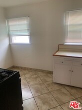 4131 Palmwood Dr in Los Angeles, CA - Building Photo - Building Photo