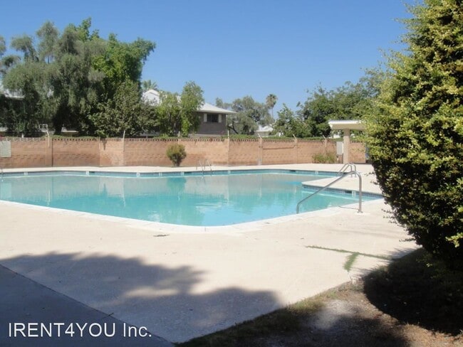 6694 N 43rd Ave photo'