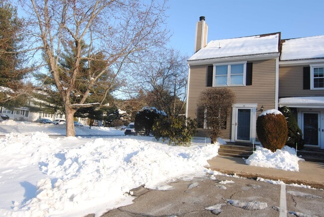 property at 18 Cadogan Way