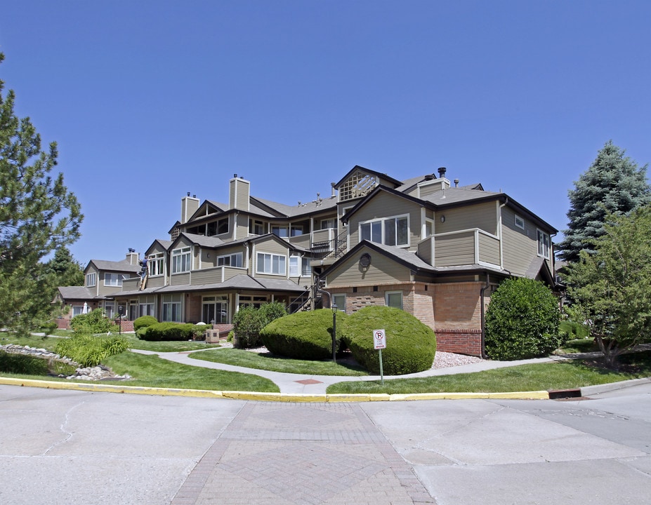 Hermitage at Greenwood Village in Greenwood Village, CO - Foto de edificio