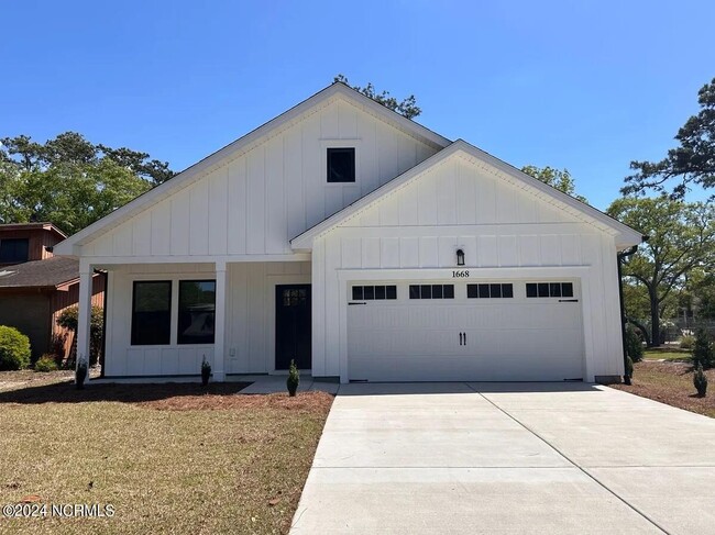 707 Pickering Dr NW in Calabash, NC - Building Photo - Building Photo