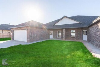 8166 Sawdust Trl in Abilene, TX - Building Photo - Building Photo