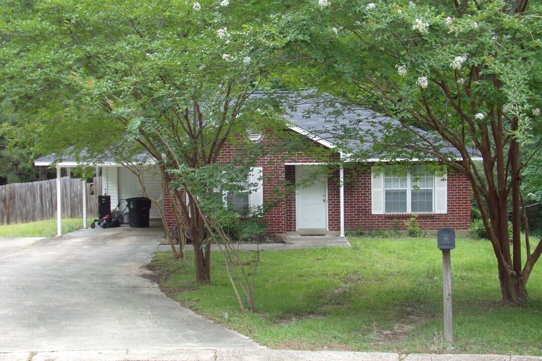 1711 Haskell Dr in Ruston, LA - Building Photo