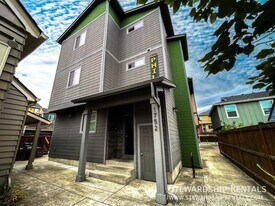 1752 Mill St in Eugene, OR - Building Photo