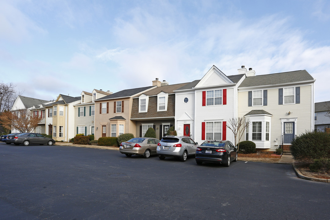 Morningside at The Park in Alpharetta, GA - Building Photo